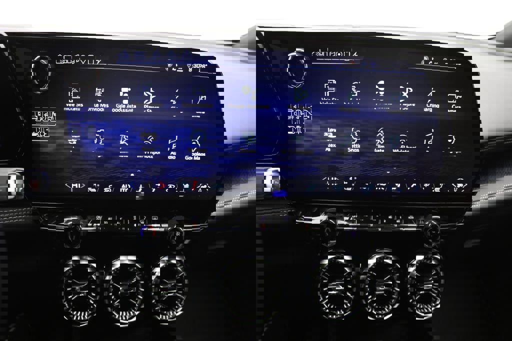 Used 2024 Chevrolet Blazer EV LT image 21