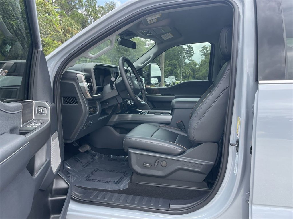 New 2026 Ford F350 Lariat w/ Chrome Package image 11