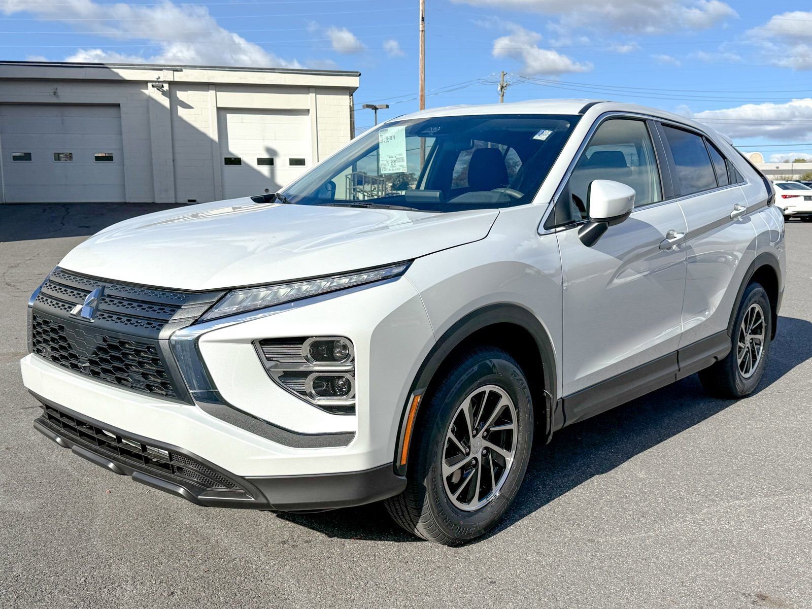New 2026 Mitsubishi Eclipse Cross ES image 3