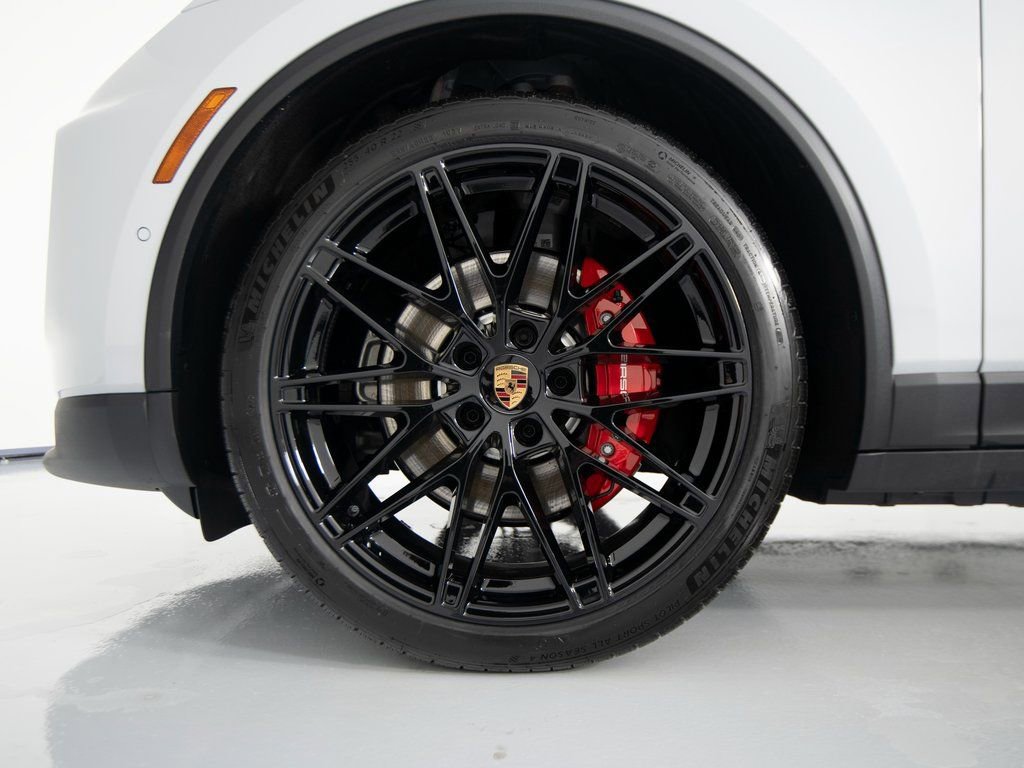 New 2026 Porsche Macan 4S Electric image 15