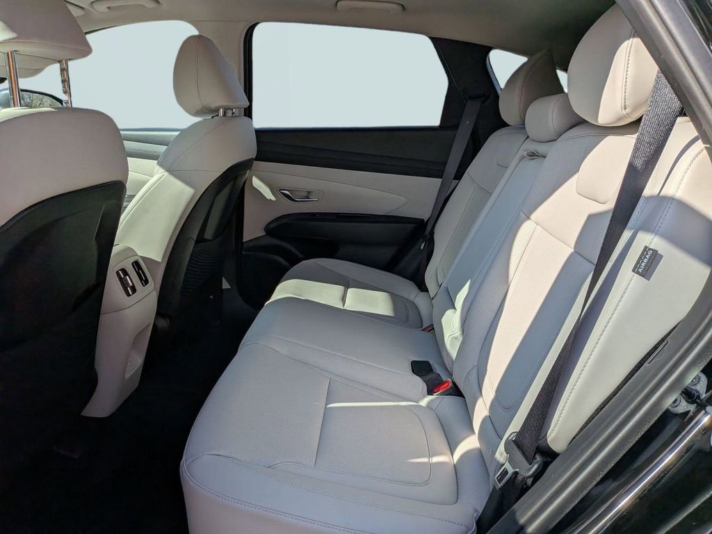 Certified 2025 Hyundai Tucson SEL image 27