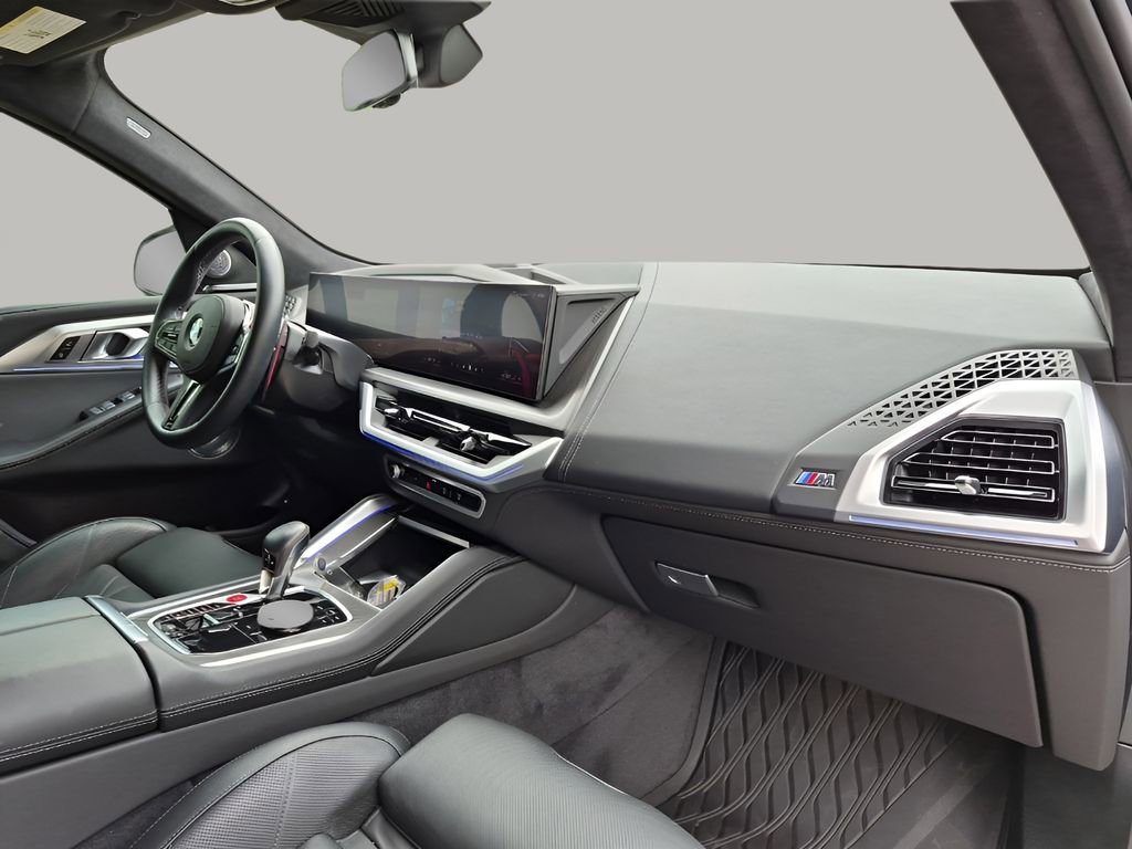 Used 2025 BMW XM image 16