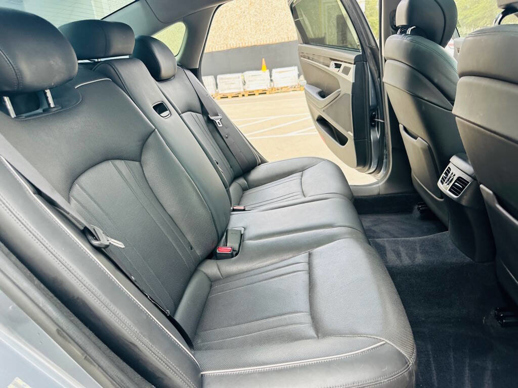 Used 2015 Hyundai Genesis 3.8 w/ Option Group 03 image 23