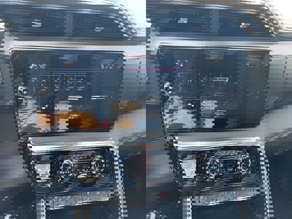 New 2025 GMC Sierra 2500 Denali w/ Denali Reserve Package image 6