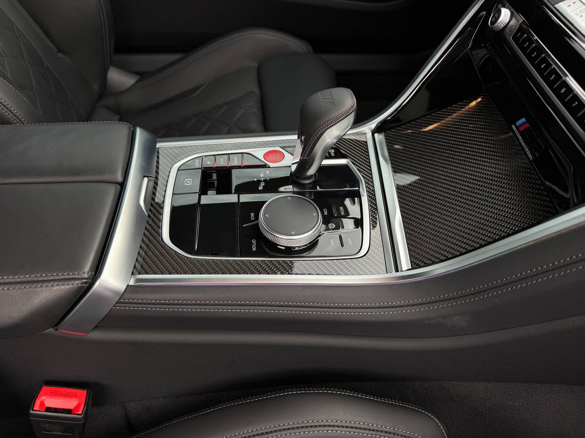 Used 2024 BMW M8 Competition image 57