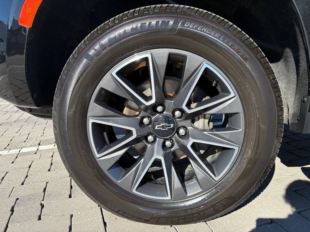 Used 2021 Chevrolet Tahoe Z71 w/ Rear Media and Nav Package image 59
