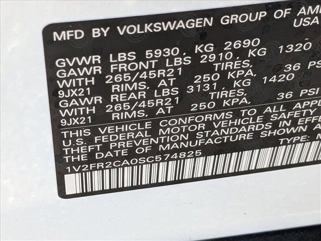 Used 2025 Volkswagen Atlas SEL Premium R-Line image 26