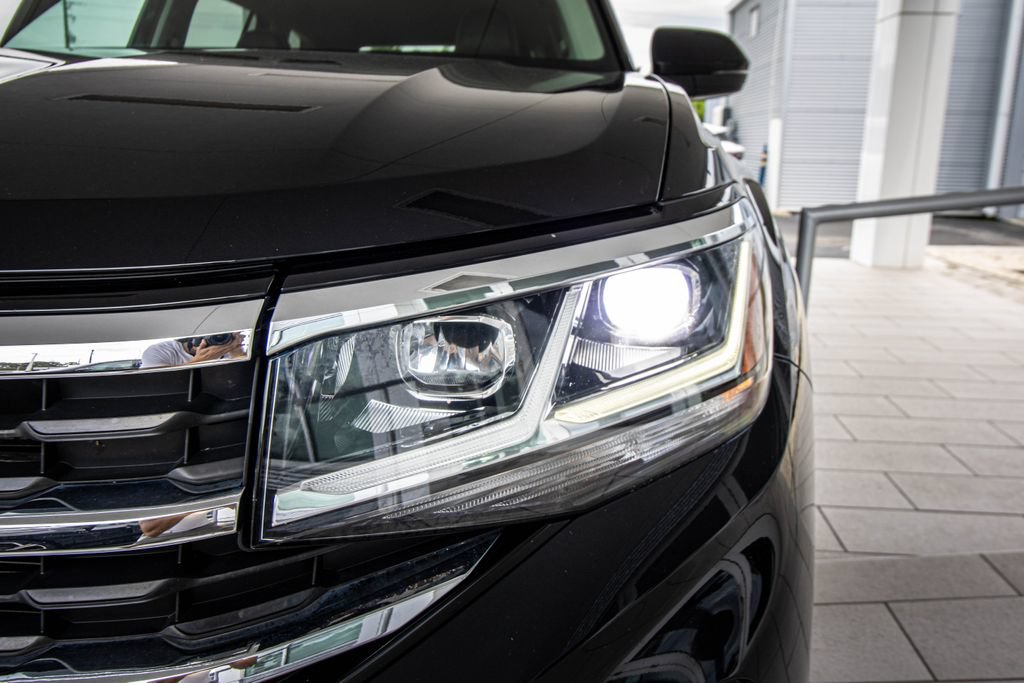 Certified 2023 Volkswagen Atlas SE FWD image 6