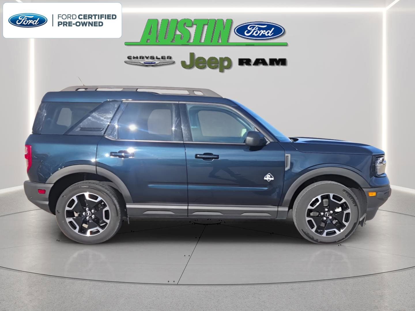 Certified 2023 Ford Bronco Sport Outer Banks w/ Tech Package AWD/4WD image 6