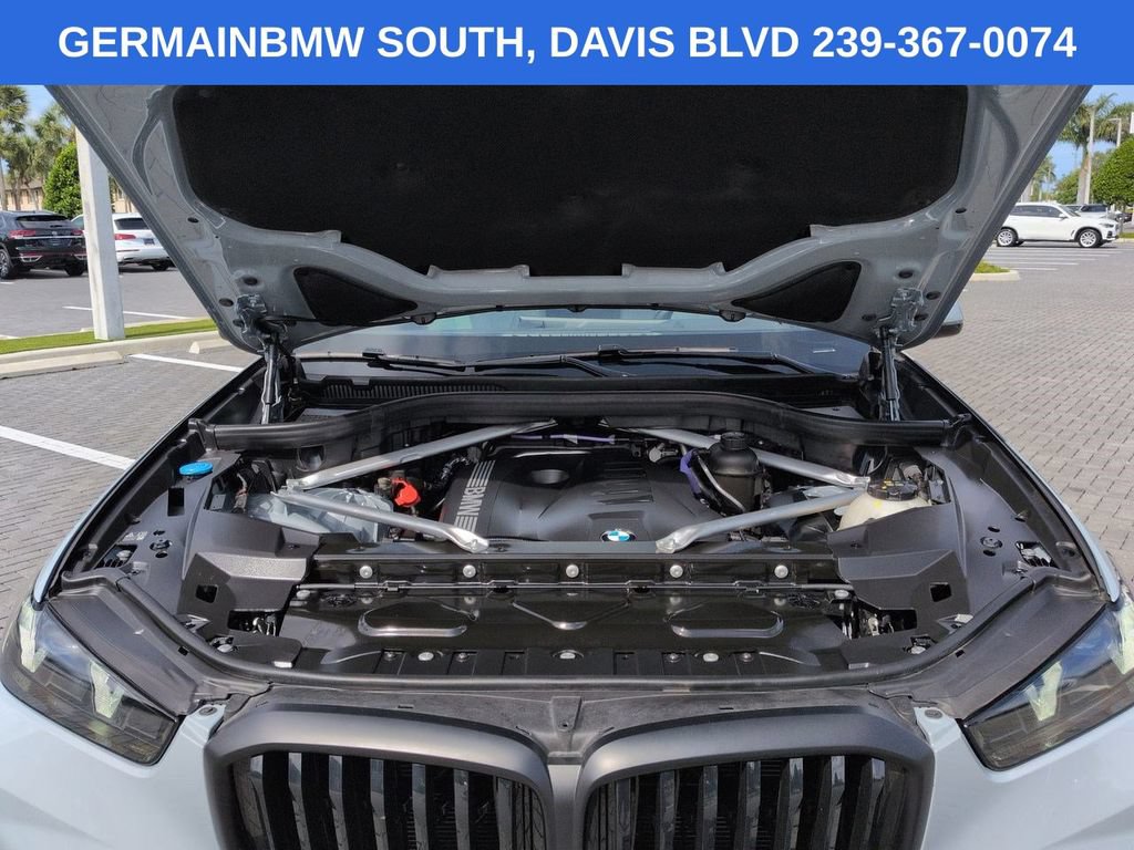 Certified 2025 BMW X5 xDrive40i w/ Executive Package AWD/4WD image 14
