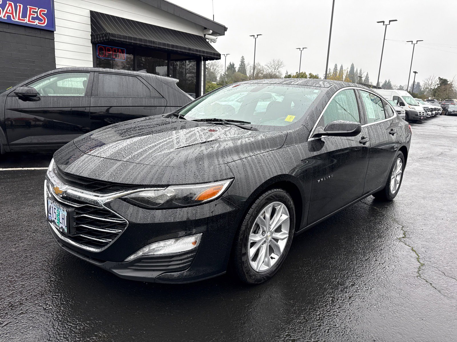 Used 2020 Chevrolet Malibu LT FWD image 3