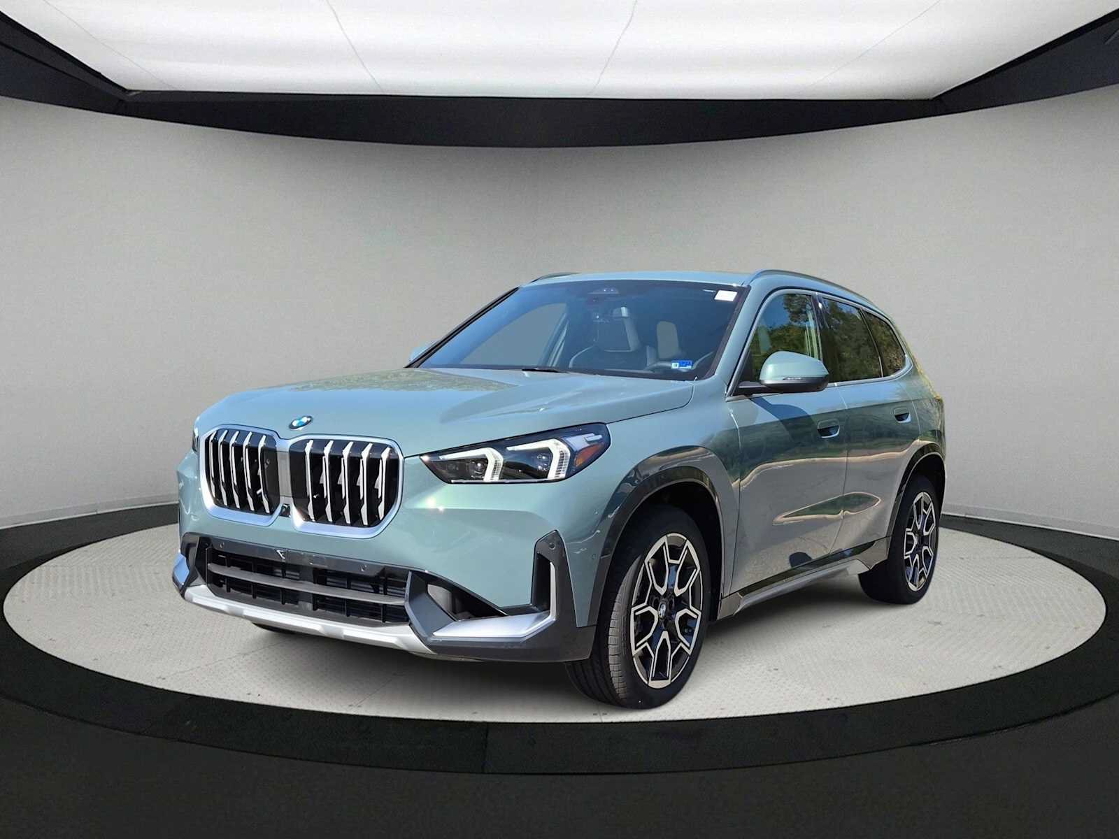 New 2027 BMW X1 xDrive28i AWD/4WD image 4