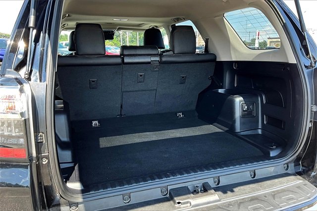 Used 2022 Toyota 4Runner TRD Off-Road Premium image 30