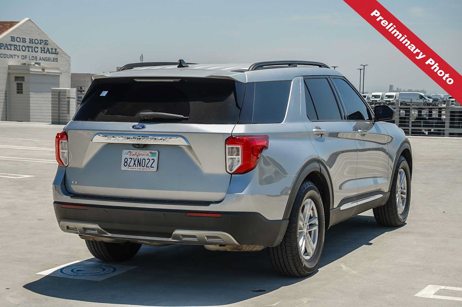 Used 2022 Ford Explorer XLT w/ Equipment Group 202A RWD image 6