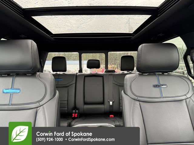 Used 2026 Ford F450 Platinum AWD/4WD image 39