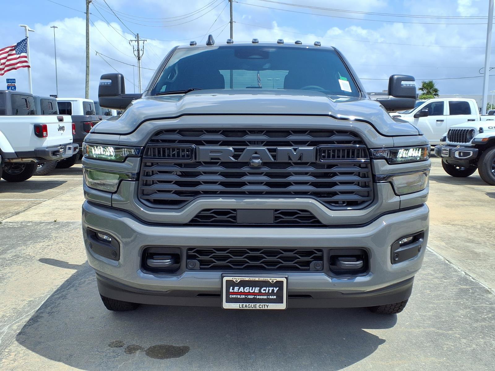 New 2026 RAM 3500 Lone Star AWD/4WD image 5