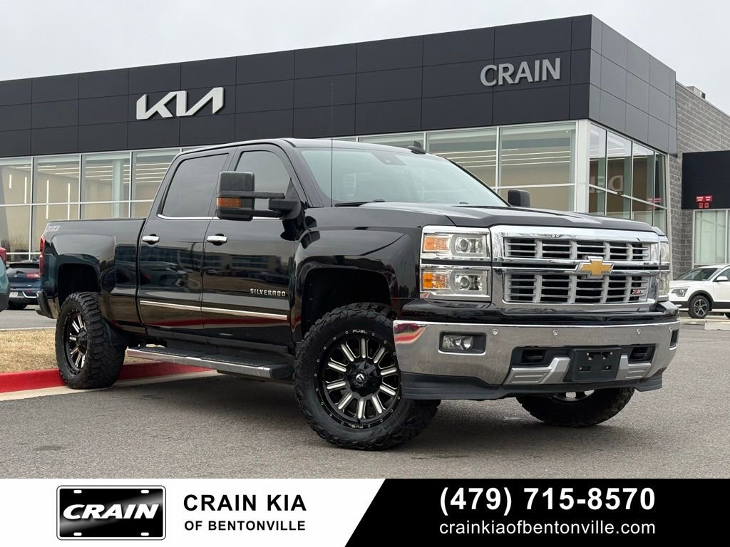 Used 2015 Chevrolet Silverado 1500 LTZ Z71 w/ LTZ Plus Package RWD image 1