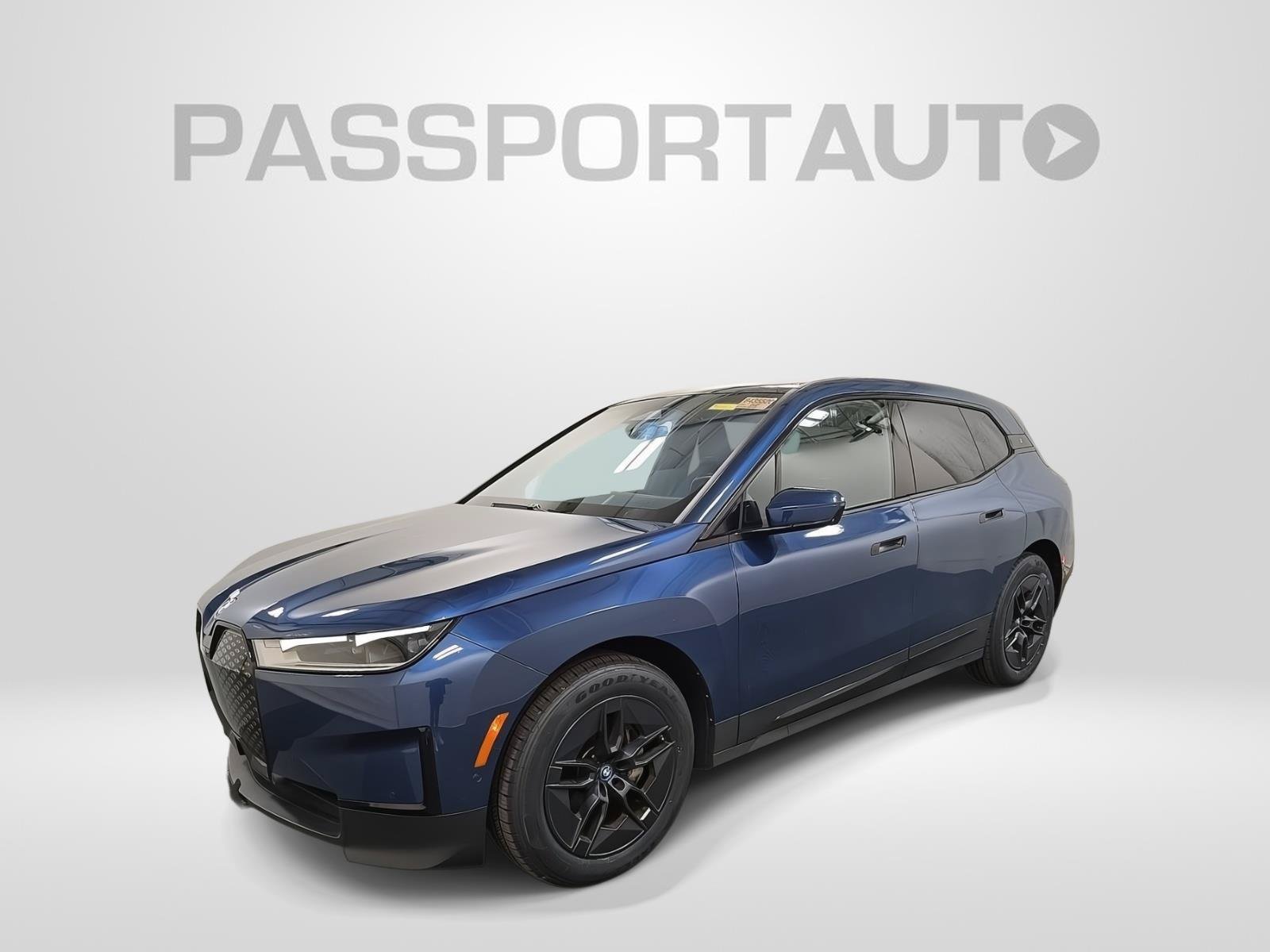Used 2024 BMW iX xDrive50 w/ Convenience Package AWD/4WD image 1