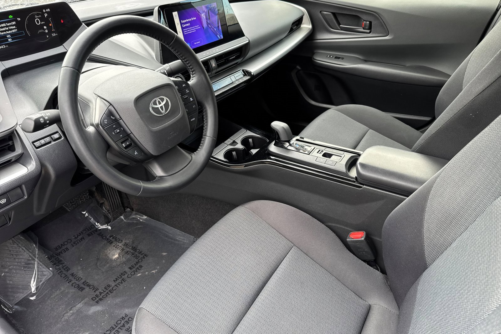 Used 2024 Toyota Prius LE image 10