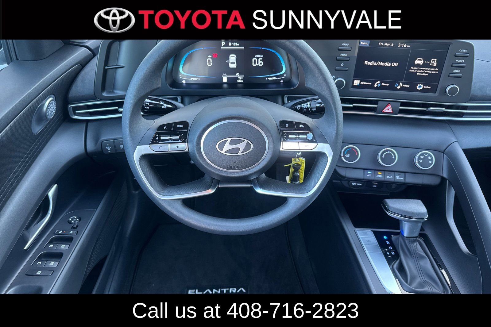 Used 2026 Hyundai Elantra SE image 18