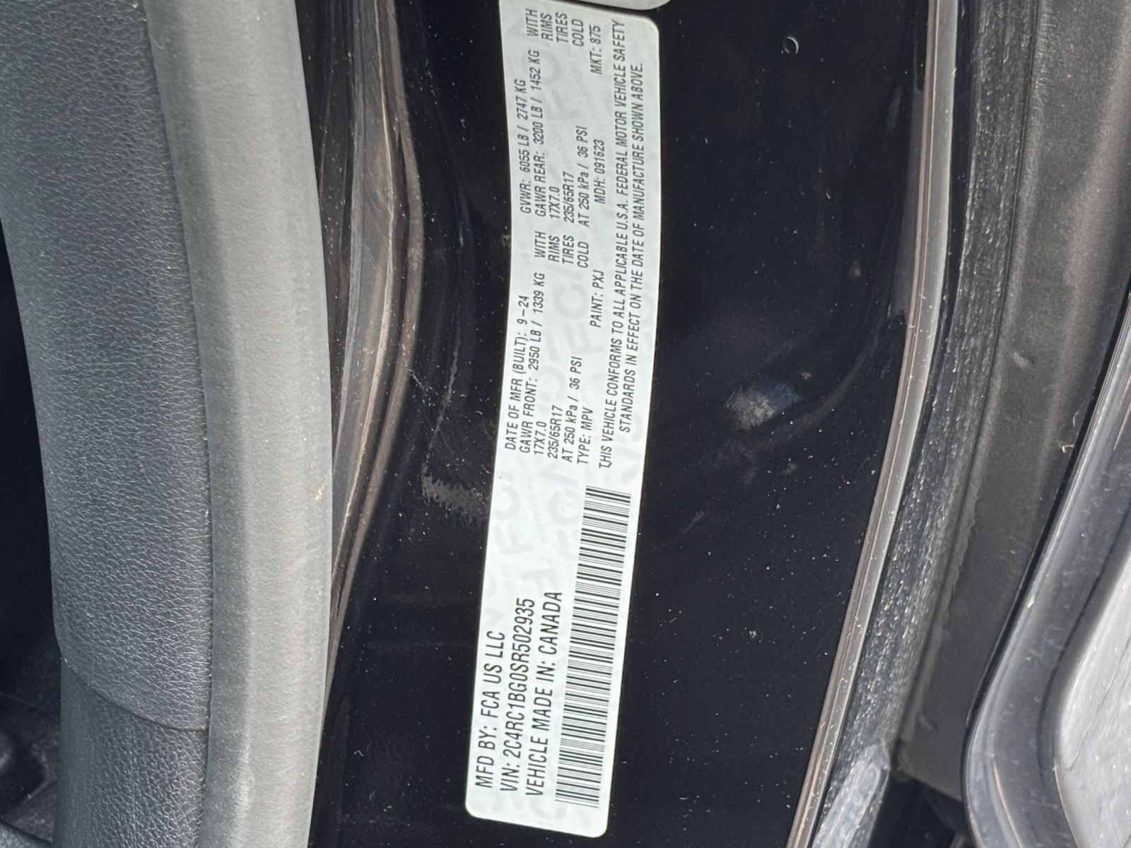 Used 2025 Chrysler Pacifica Select FWD image 31