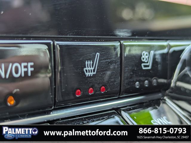 Used 2024 Chevrolet Colorado ZR2 w/ ZR2 Convenience Package III AWD/4WD image 25