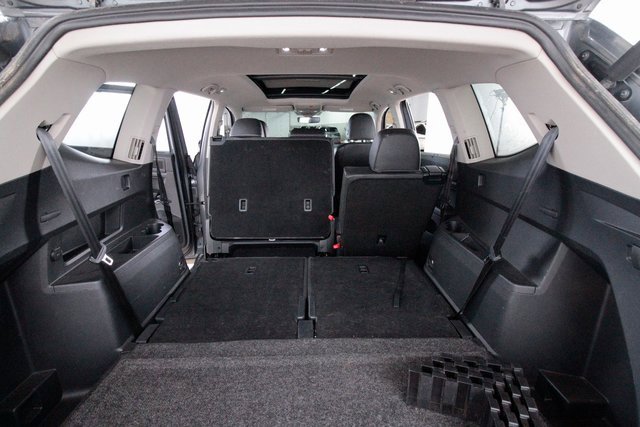 Used 2021 Volkswagen Atlas SEL image 37