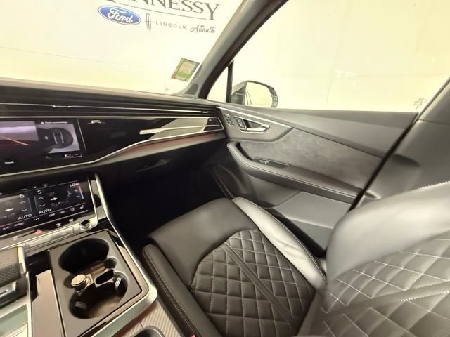 Used 2025 Audi SQ7 Prestige AWD/4WD image 37