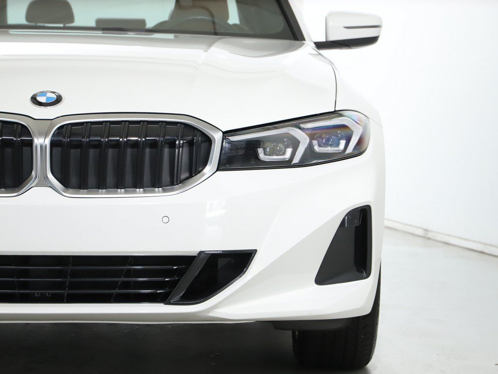 Used 2023 BMW 330i xDrive Sedan w/ Driving Assistance Package AWD/4WD image 6