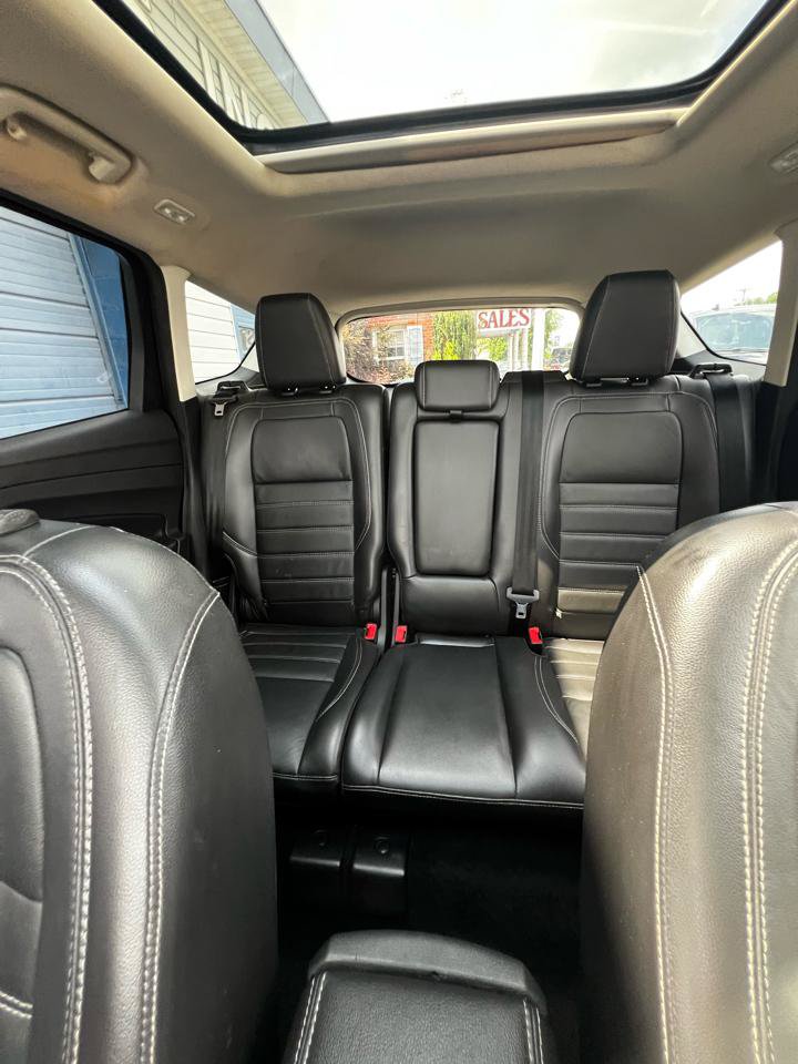 Used 2019 Ford Escape Titanium AWD/4WD image 19