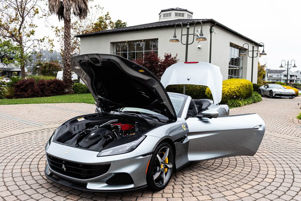 Certified 2022 Ferrari Portofino M RWD image 33