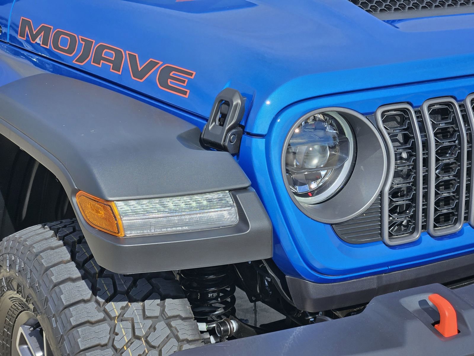 New 2026 Jeep Gladiator Mojave w/ Technology Group AWD/4WD image 9