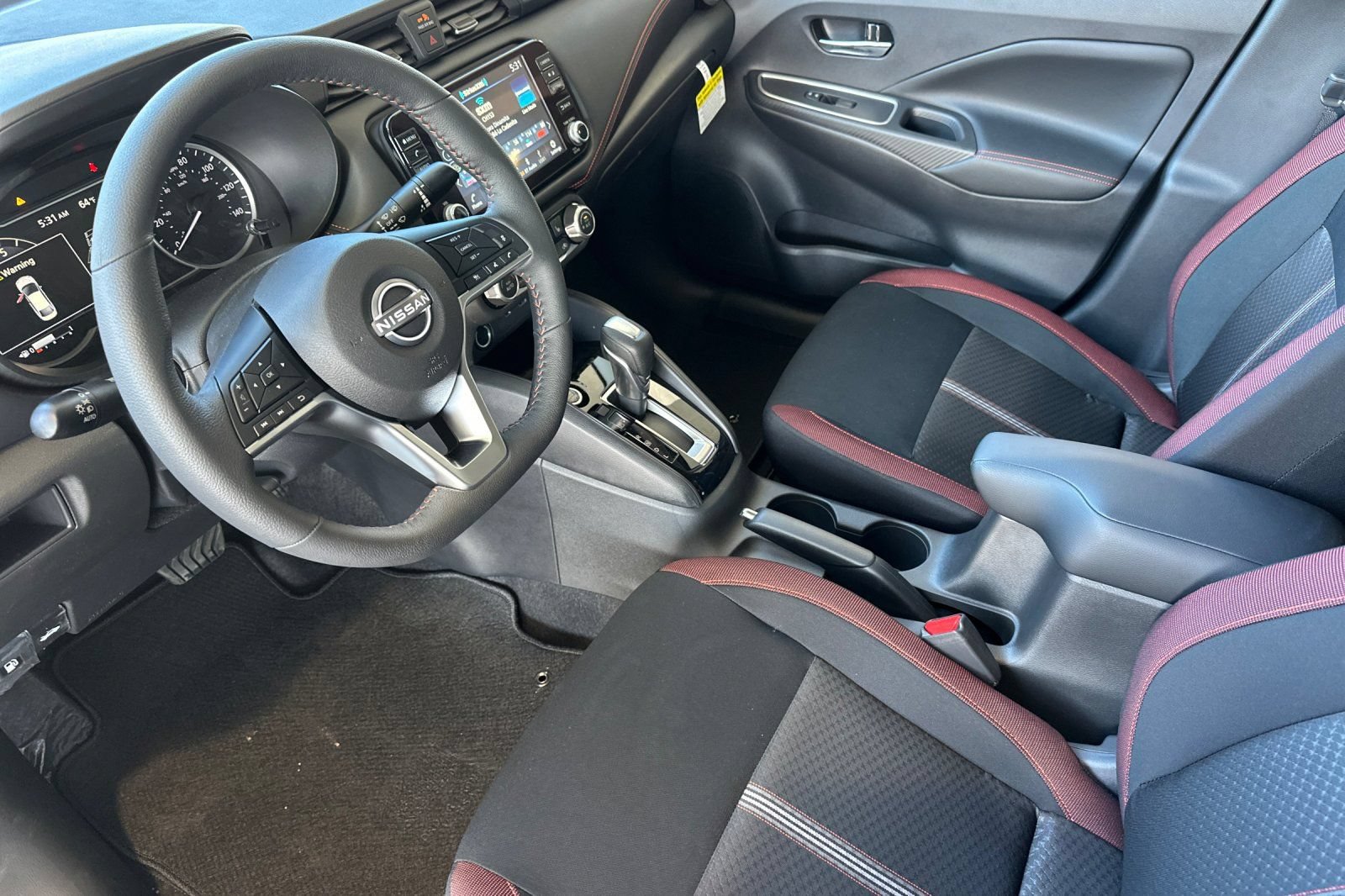 Used 2025 Nissan Versa SR w/ Trunk Package FWD image 10