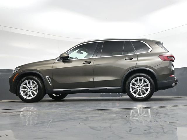 Used 2021 BMW X5 xDrive40i w/ Premium Package AWD/4WD image 33