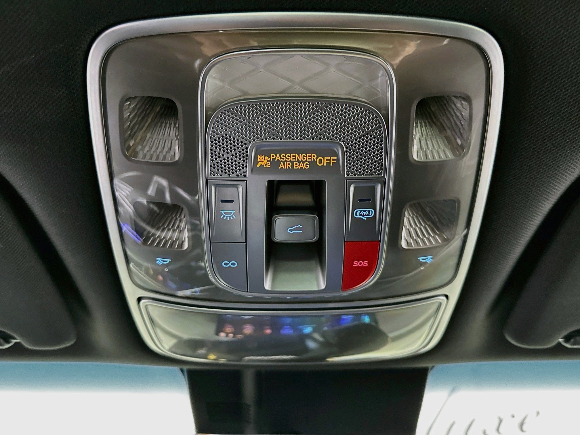 Used 2025 Genesis GV70 2.5T w/ Sport Prestige Package AWD/4WD image 18