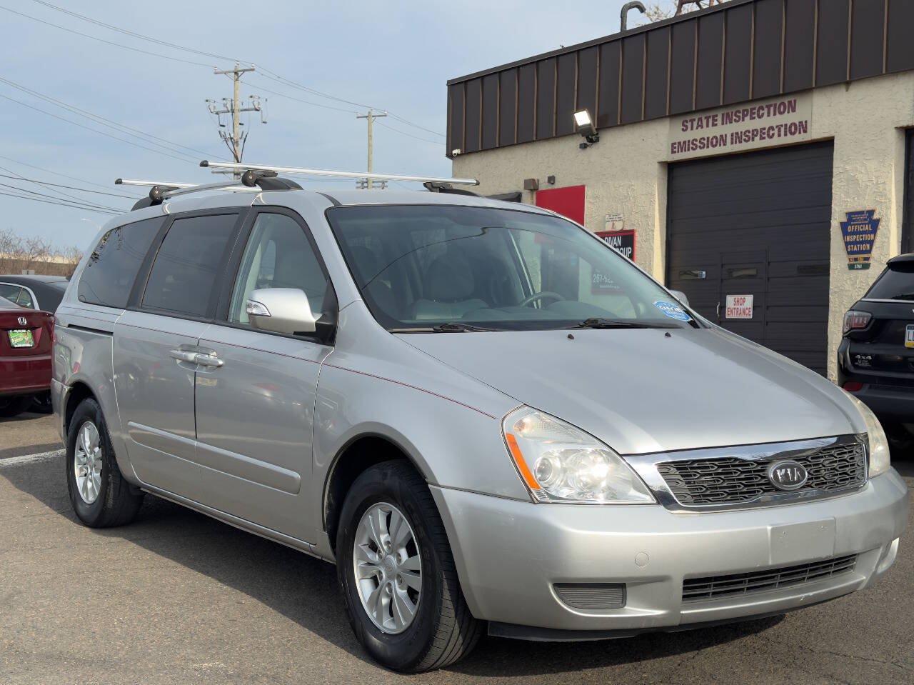 Used 2012 Kia Sedona LX w/ PWR Pkg FWD image 8