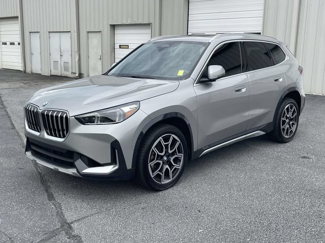 Used 2025 BMW X1 xDrive28i w/ Convenience Package AWD/4WD image 4