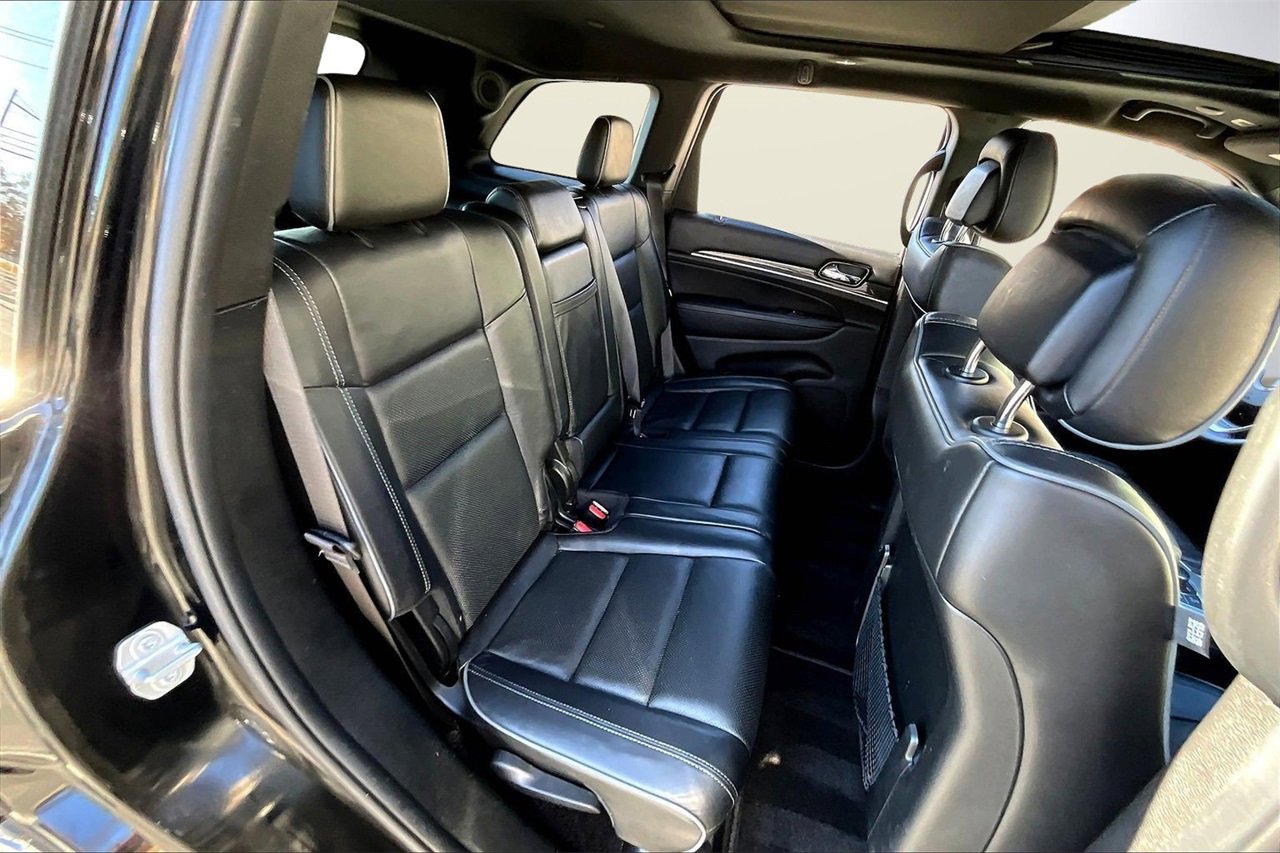 Used 2019 Jeep Grand Cherokee Overland image 24