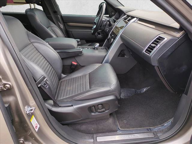 Used 2021 Land Rover Discovery S R-Dynamic image 25