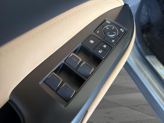 Certified 2026 Lexus NX 350 AWD w/ Accessory Package (Z1) image 9