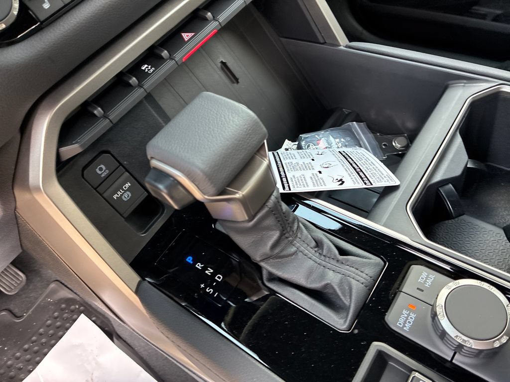 New 2026 Toyota Tundra Limited AWD/4WD image 26