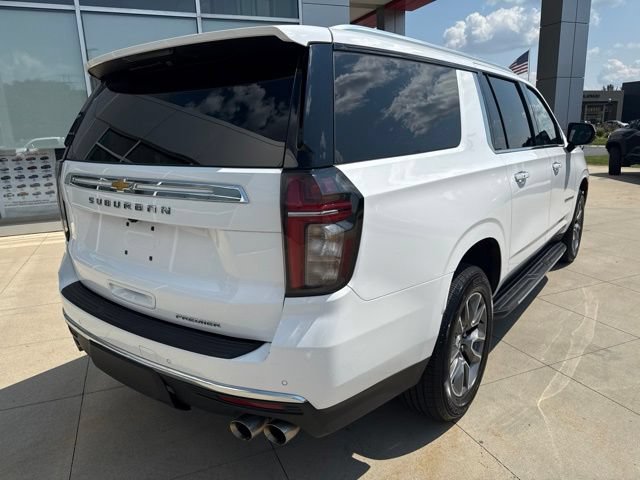 Used 2023 Chevrolet Suburban Premier RWD image 7