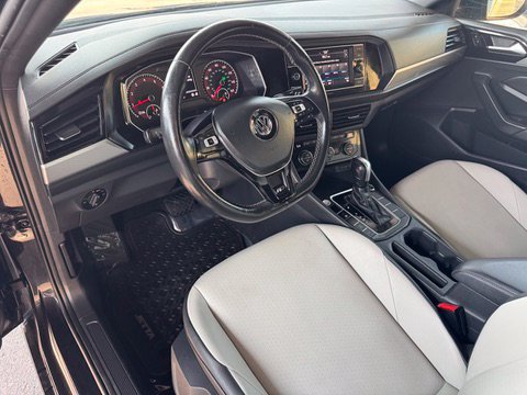 Used 2020 Volkswagen Jetta R-Line w/ R-Line Cold Weather Package FWD image 10
