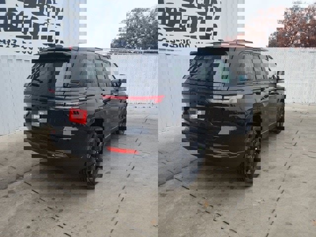 New 2025 Jeep Grand Cherokee Altitude image 18