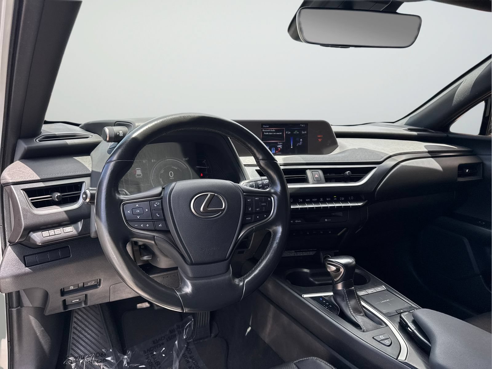 Used 2020 Lexus UX 250h w/ Premium Package AWD/4WD image 15