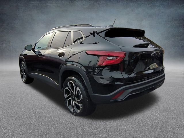 Certified 2024 Chevrolet Trax RS w/ Driver Confidence Package image 7