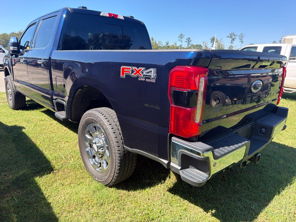 Used 2024 Ford F250 Lariat w/ Lariat Ultimate Package AWD/4WD image 4