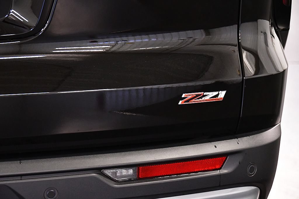 New 2027 Chevrolet Traverse Z71 w/ LPO, Floor Liner Package AWD/4WD image 11