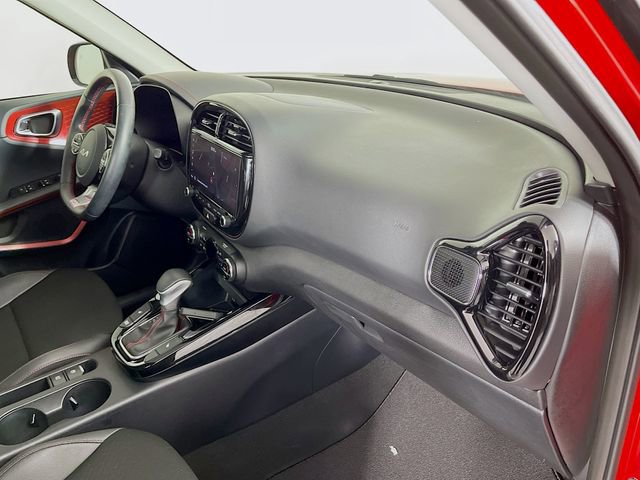Used 2024 Kia Soul GT-Line w/ Option Group 020 image 32