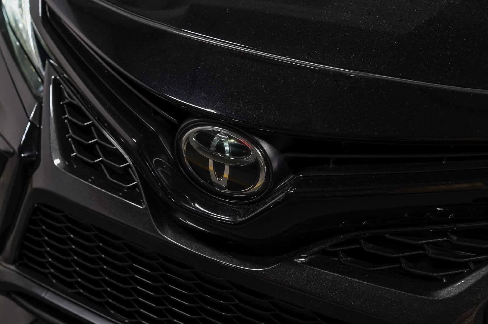 Certified 2021 Toyota Camry XSE w/ TRD Appearance Package (TMS) FWD image 8